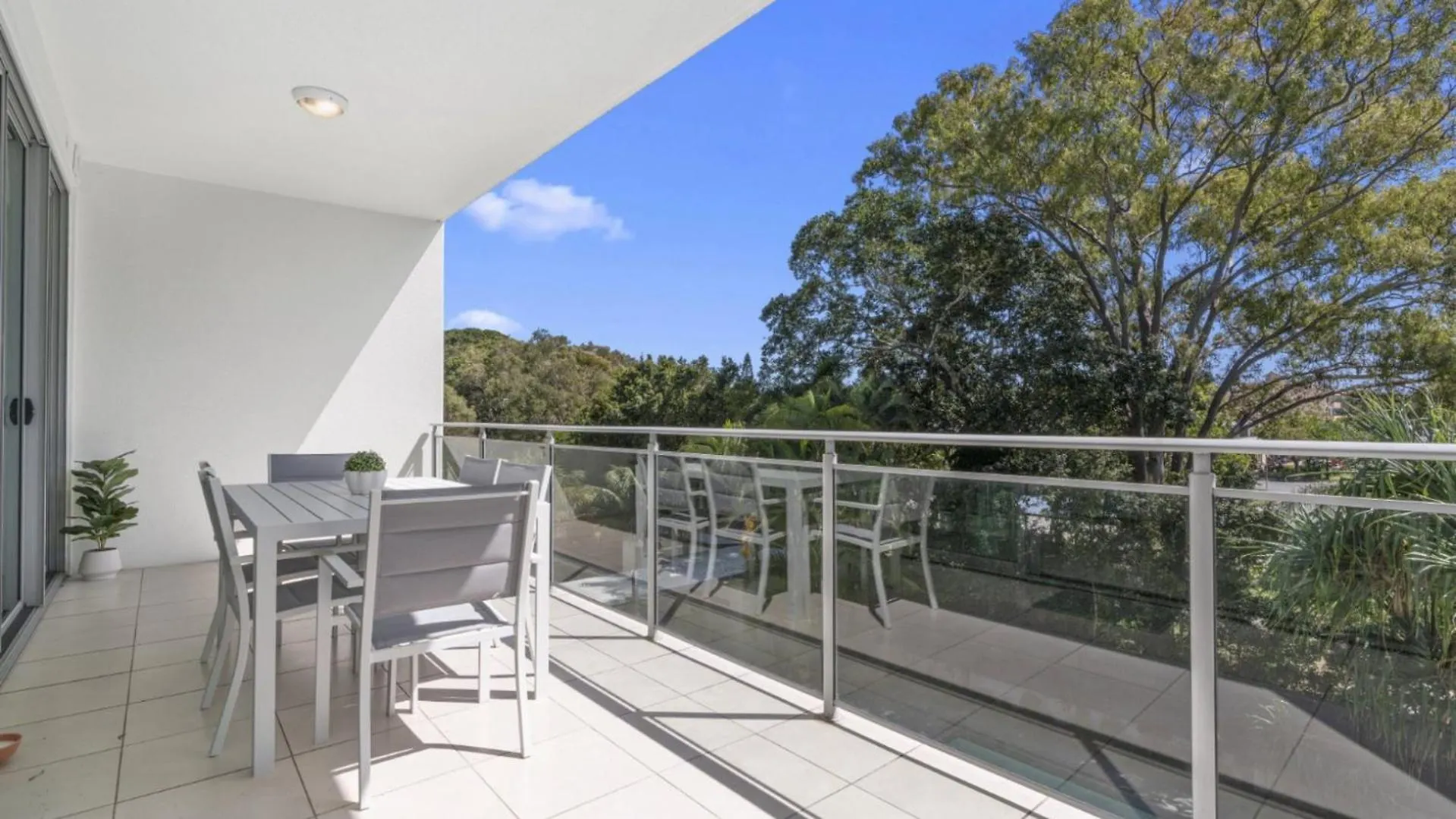 The Beachside Perch Woorim 0*,